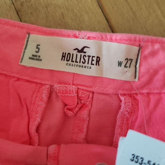 🏷Hollister NWT Low Rise Short - Size 5 W27 - Picture 4 of 8